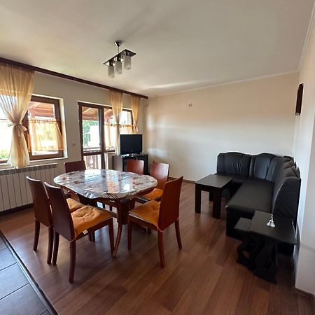 Valevitsata Guesthouse Razlog Bagian luar foto