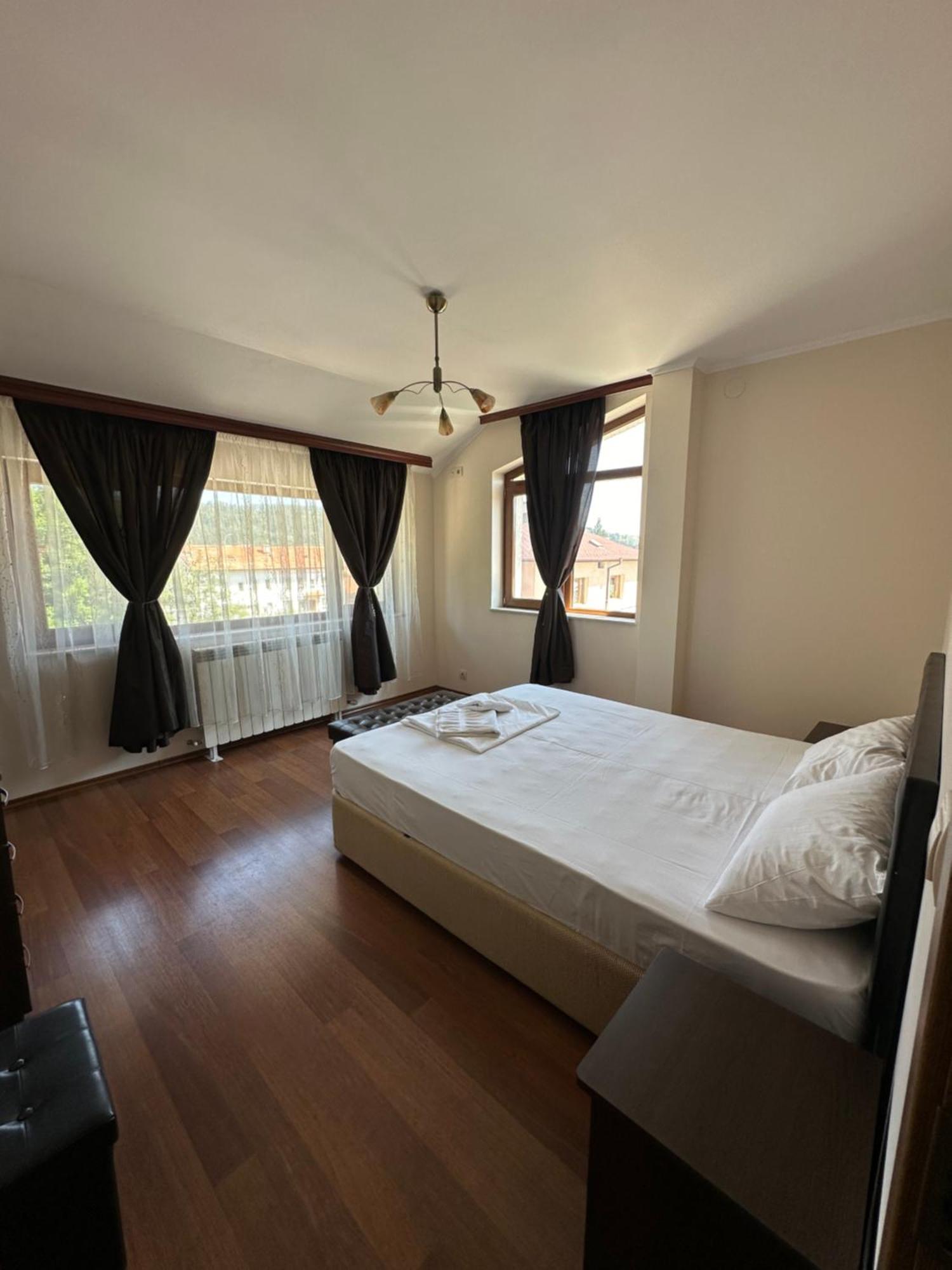 Valevitsata Guesthouse Razlog Bagian luar foto