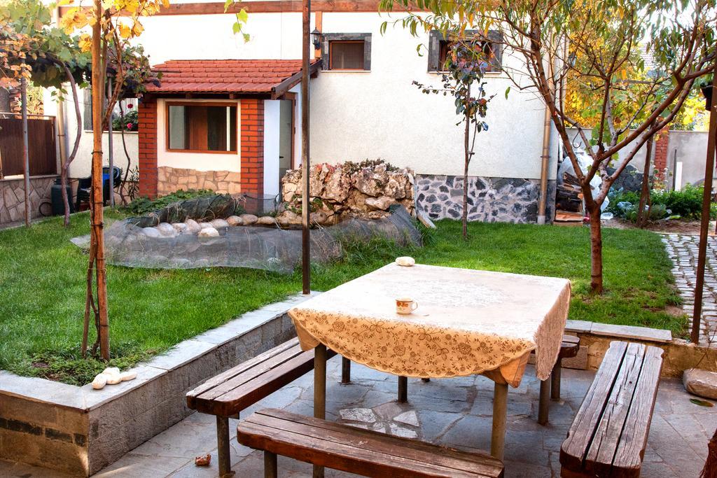 Valevitsata Guesthouse Razlog Bagian luar foto